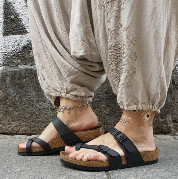 Birkenstock Mayari Black Leather Sandal - Picture 16 of 16